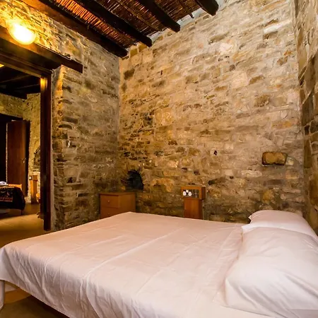 Country house Yorkis Village House